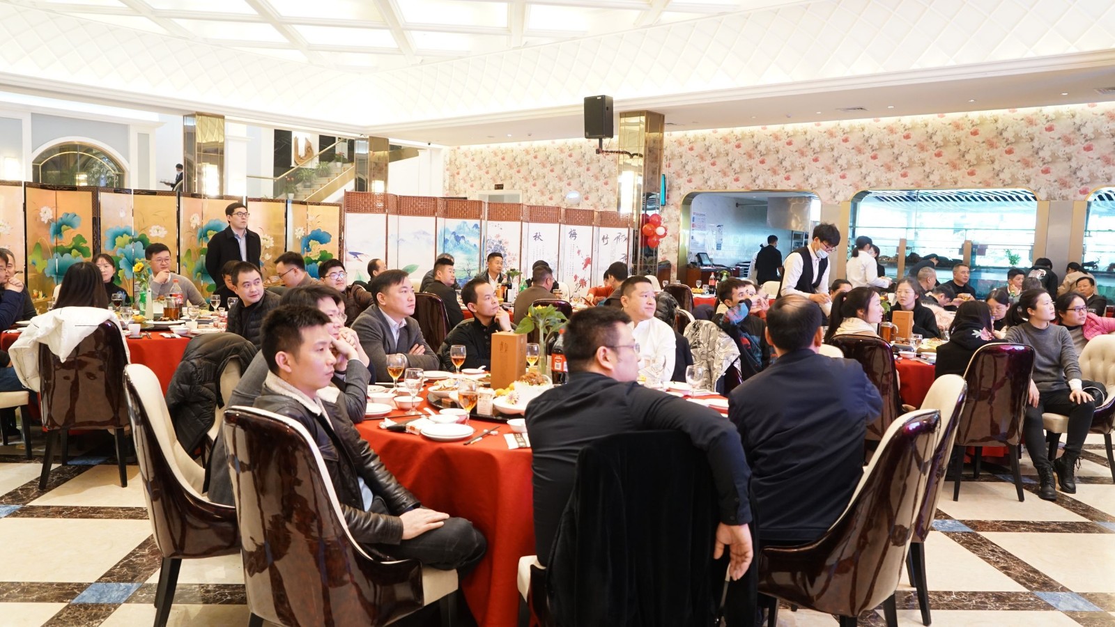 砥砺前行 从“心”出发-上海龙象建设集团有限公司2021年迎新晚会圆满举行12.jpg