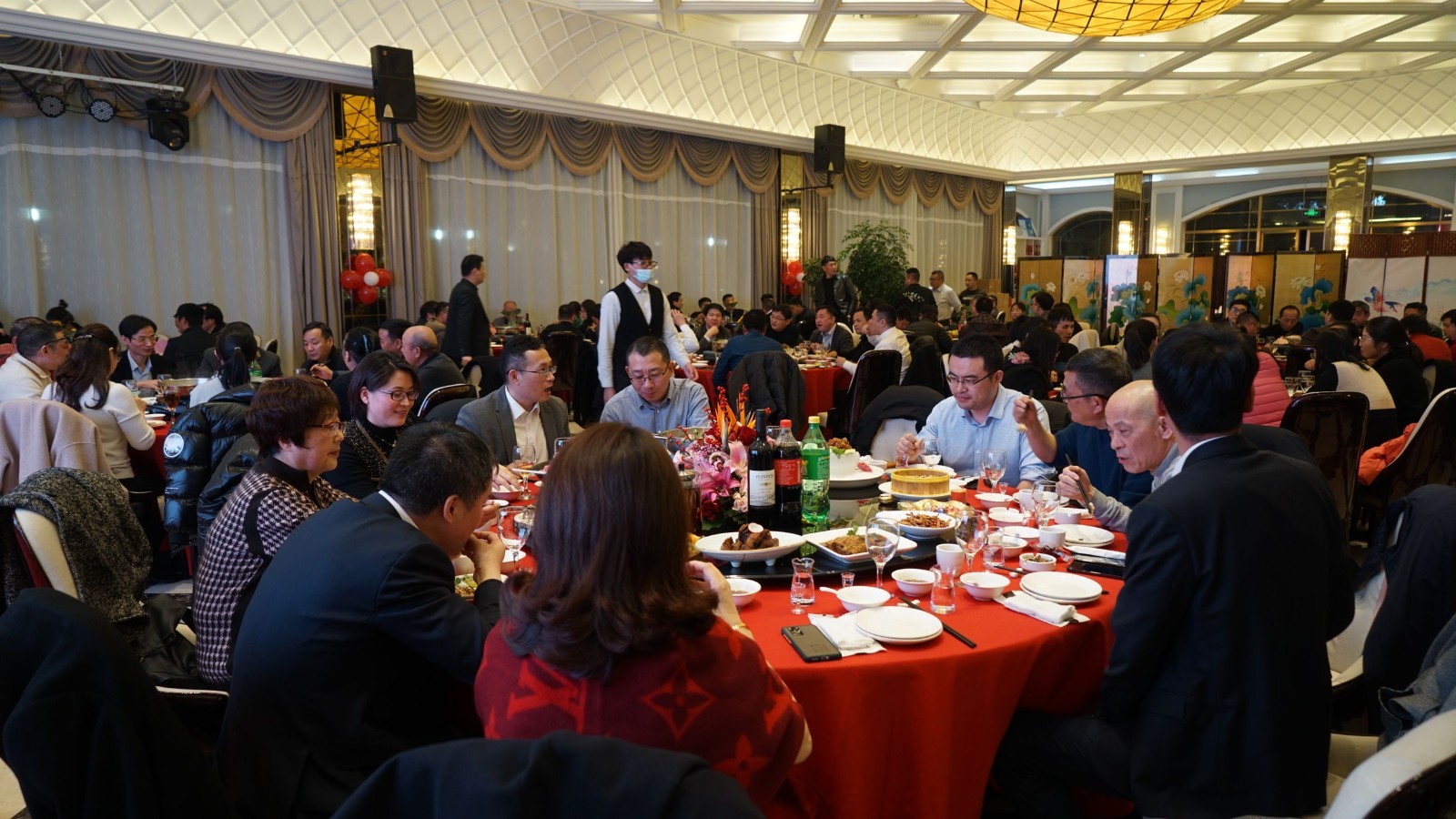 砥砺前行 从“心”出发-上海龙象建设集团有限公司2021年迎新晚会圆满举行13.jpg